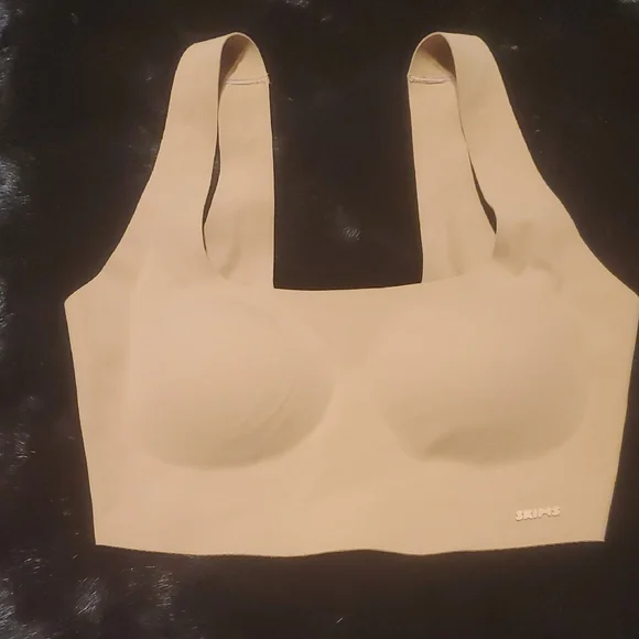 SKIMS Beige Seamless Bralette - Picture 1 of 5